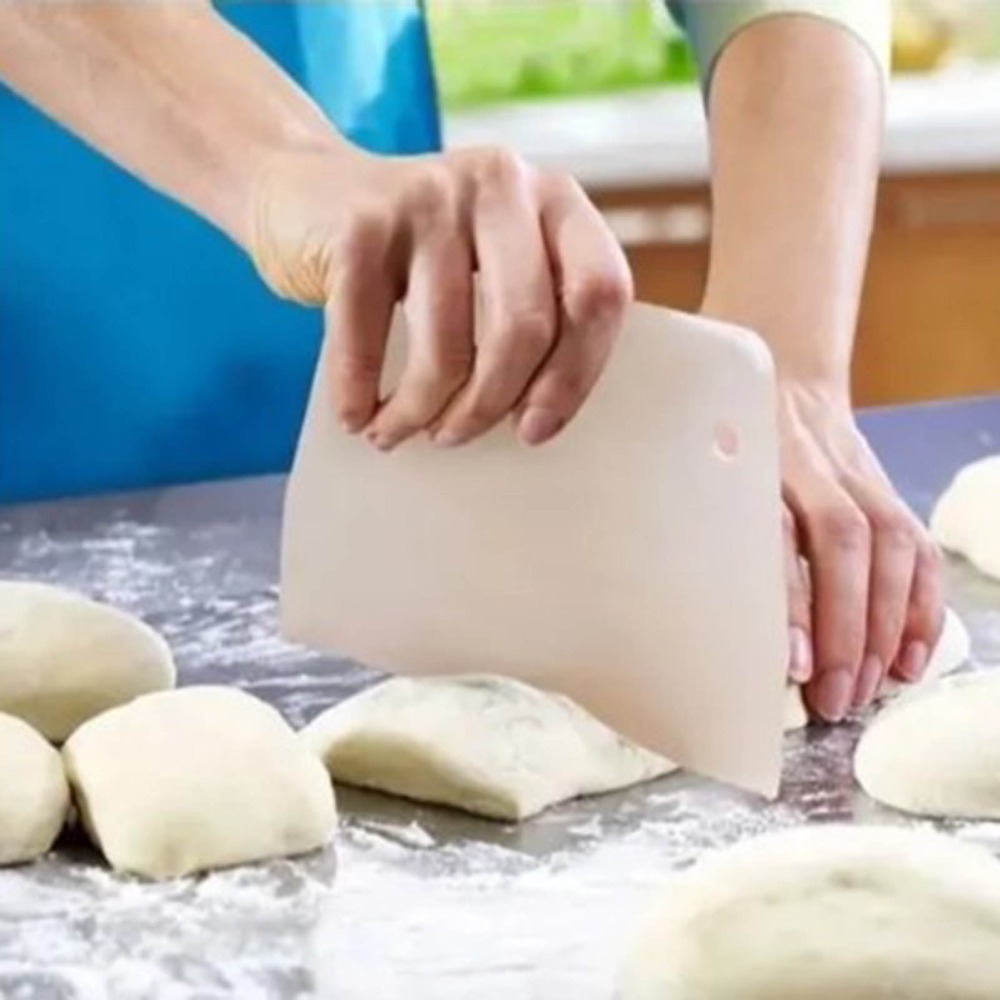 Grattoir à pâte en PP de quali - Bench Scraper Dough avis et prix