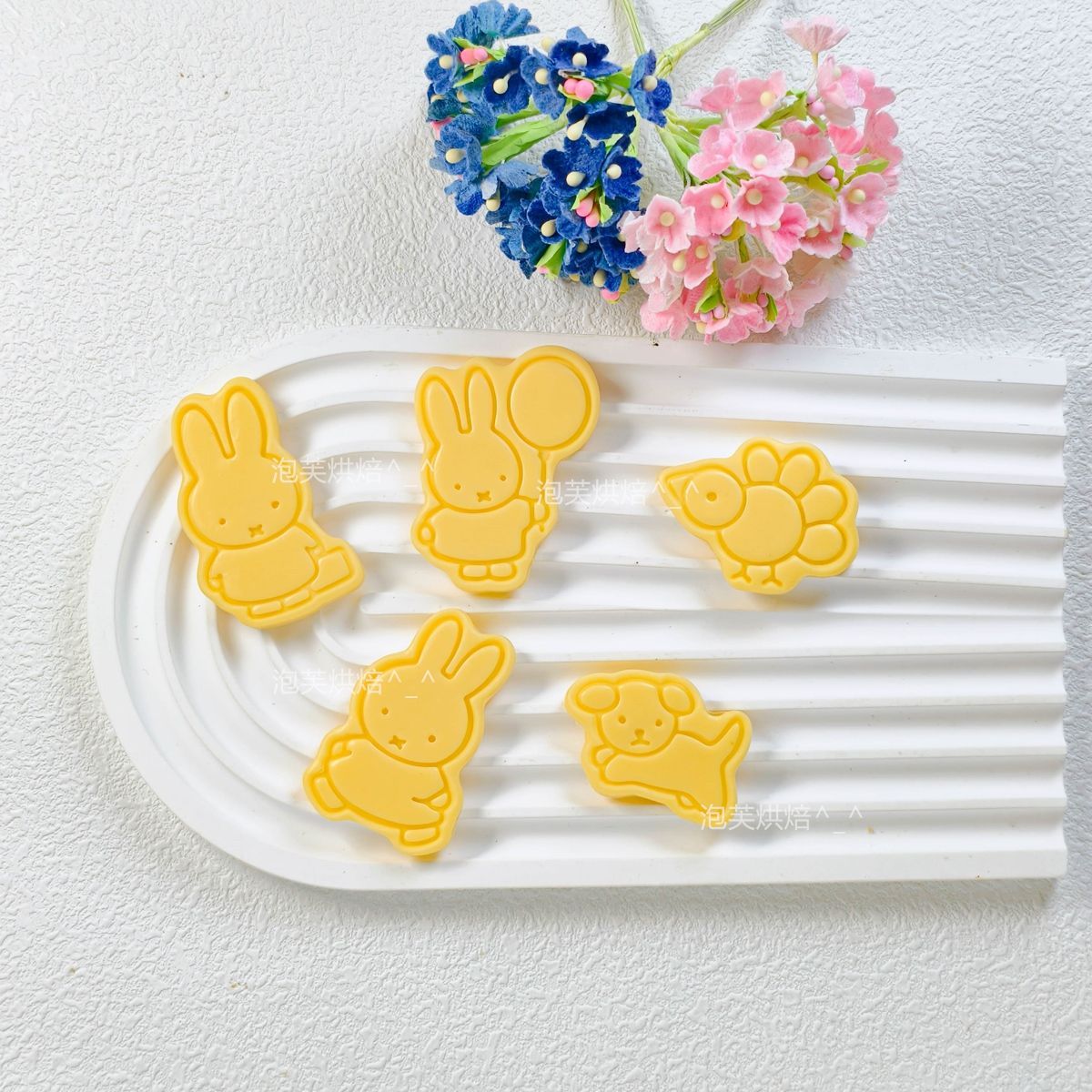 Moule à biscuits 3D mignon ave - Kitchen Baking Items avis et prix