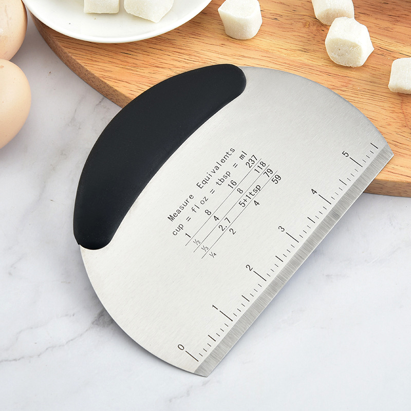 Couteau à pâtisserie en acier  - Bench Scraper Dough avis et prix