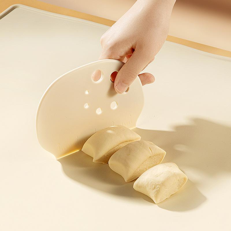 Grattoir à pâte bol grattoir p - Bench Scraper Dough avis et prix