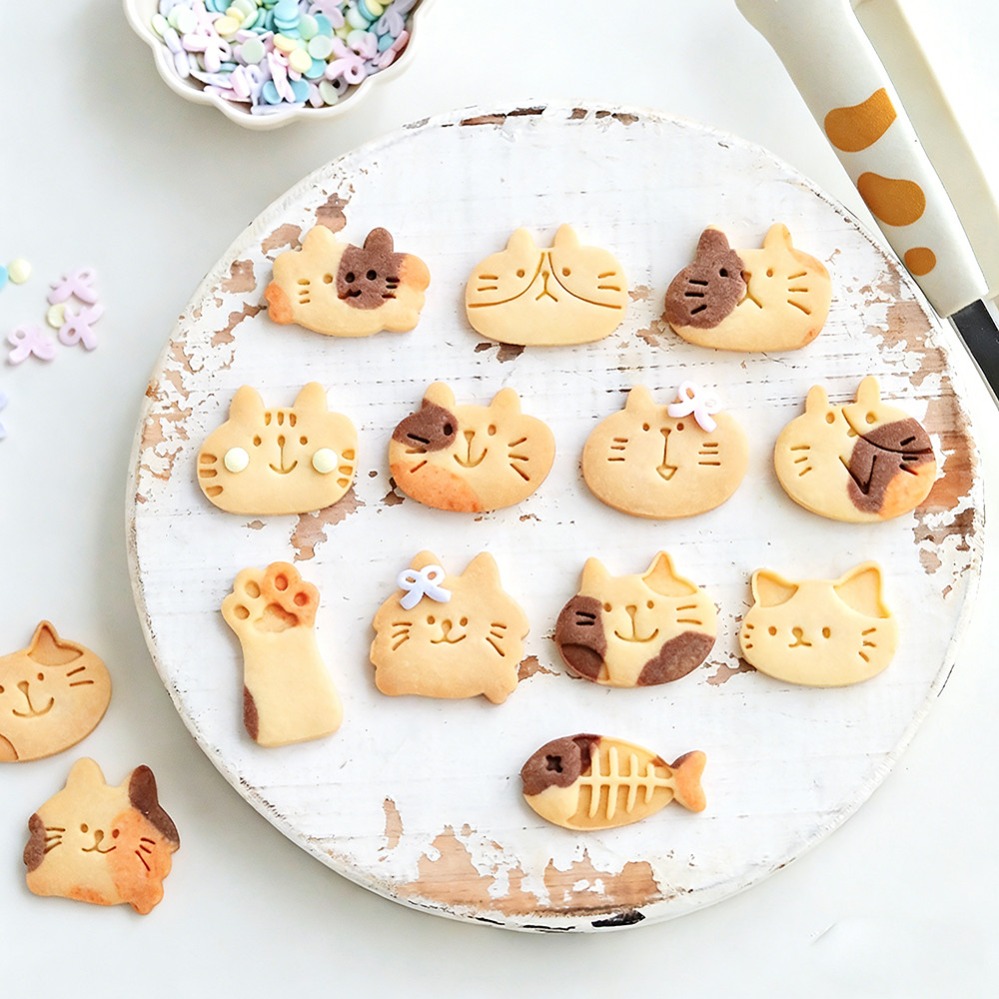 Emporte-pièces et moules à bis - Kitchen Baking Items avis et prix