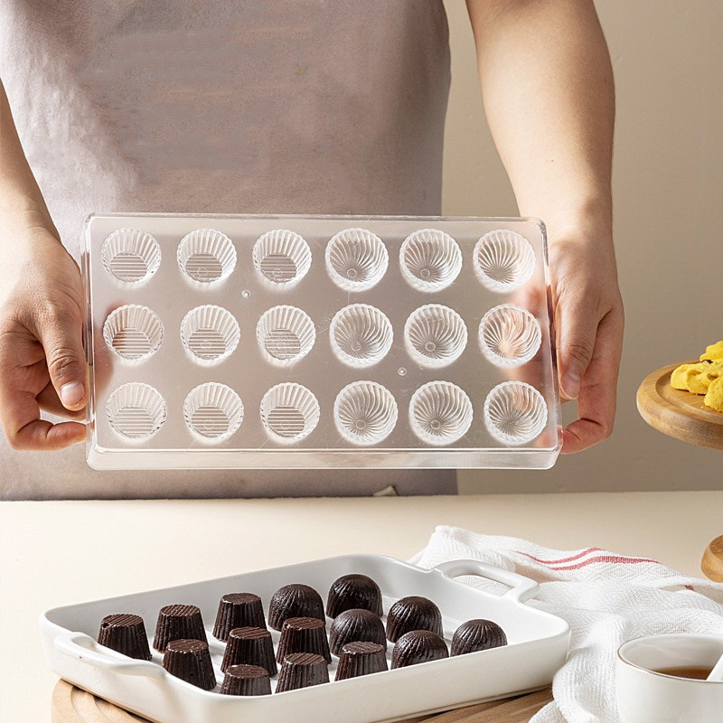 Moules à chocolat en plastique - Kitchen Baking Molds avis et prix